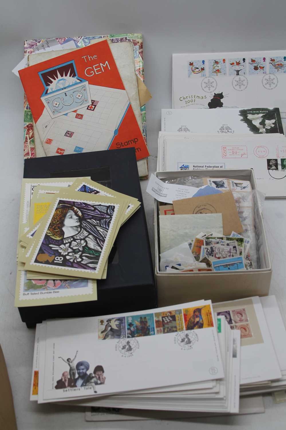 A collection of vintage stamps and first day covers - Bild 2 aus 7