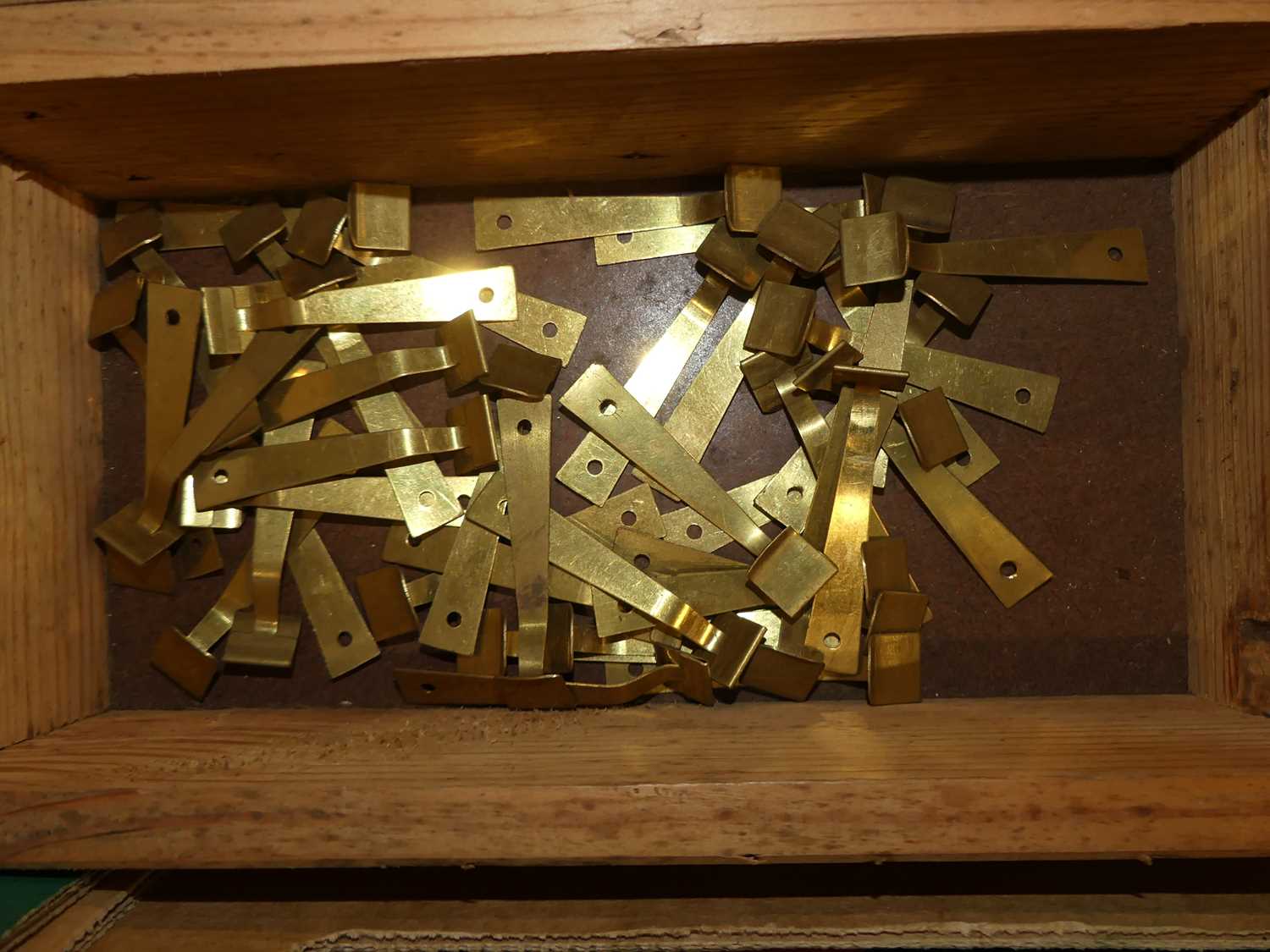 Assorted brass barometer components to include Marine Vernier bases, portable screw angle plates, - Image 3 of 3