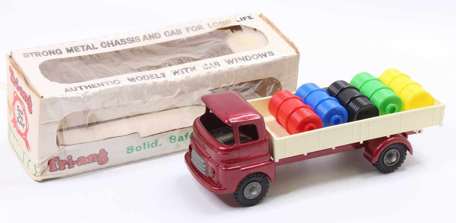 Triang Toys, Jumbo Lorries, Morris Wagon with 5 barrel load, comprising metallic red cab and chassis