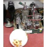A collection of vintage culinary related items, to include a soda syphon, together with an opaque