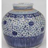 A Chinese blue & white ginger jar, decorated with foliage, height 23cm