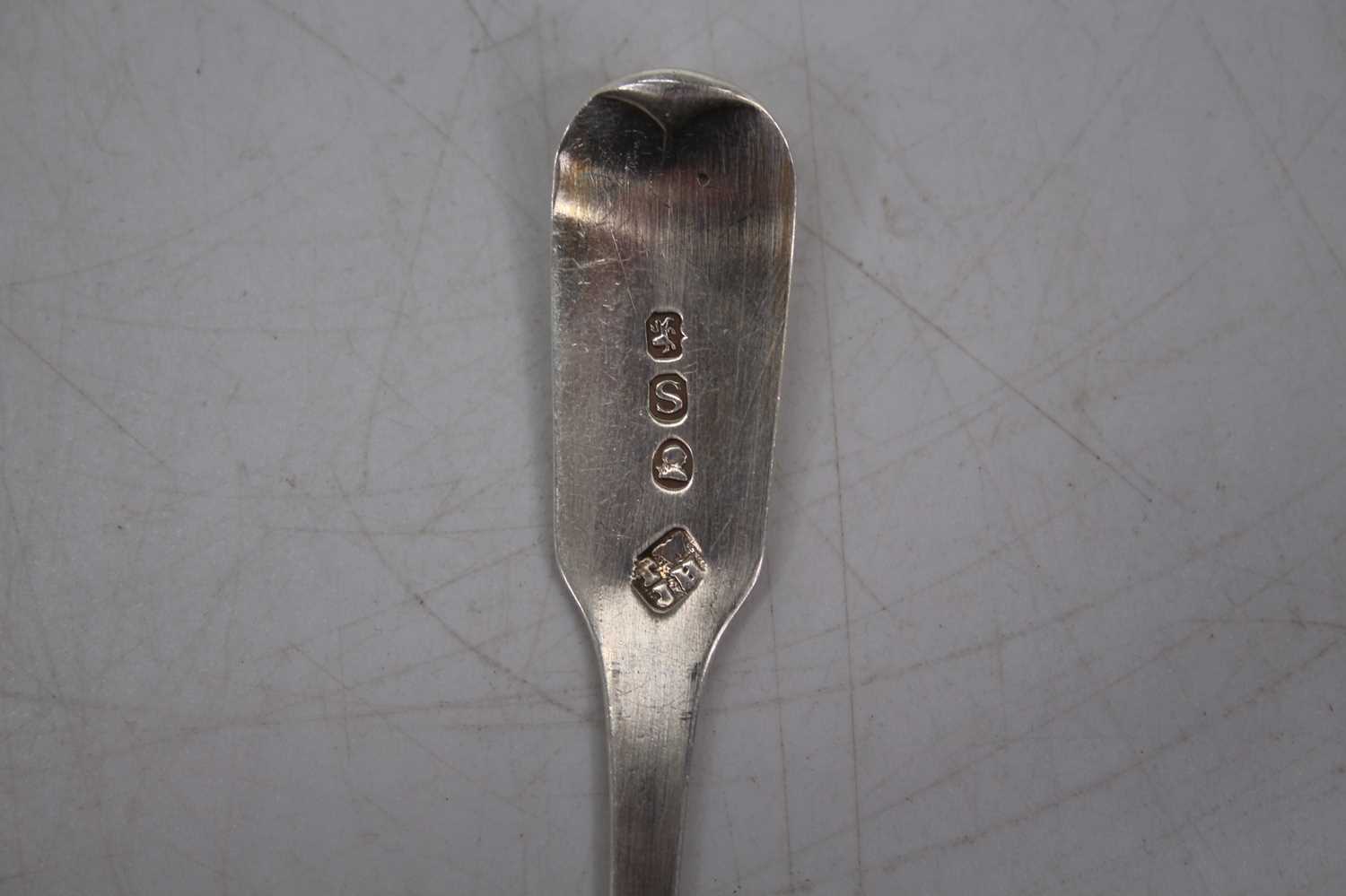 A set of five Victorian silver Fiddle pattern teaspoons, Edinburgh 1848; together with a similar set - Image 2 of 2