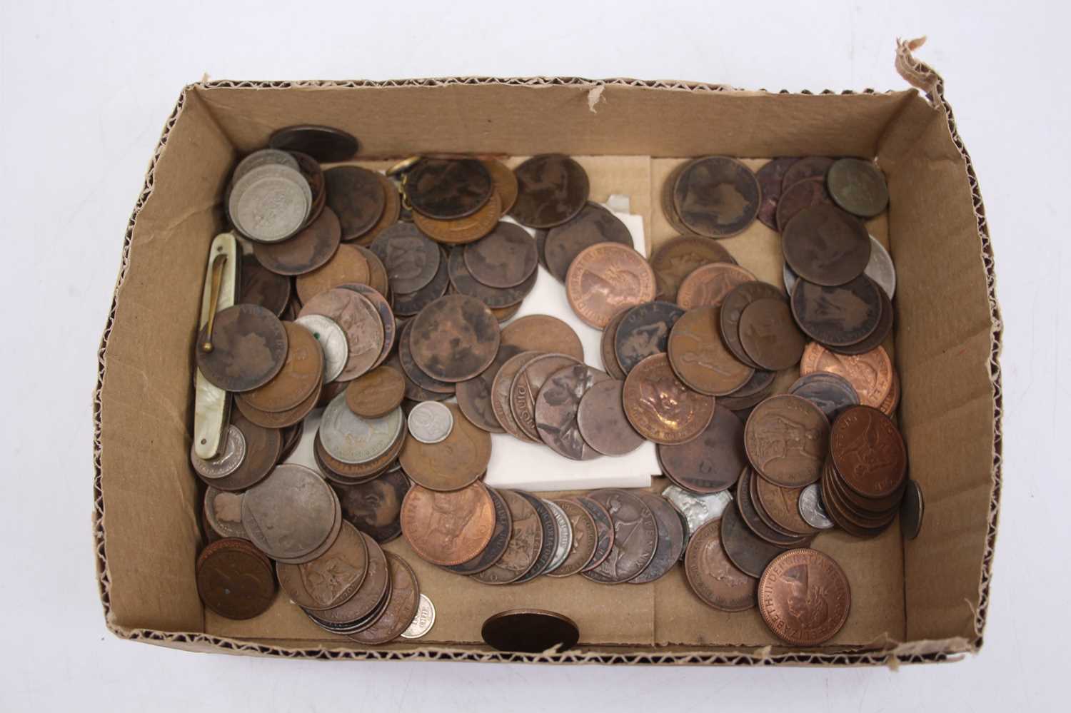 A collection of miscellaneous mainly English coins, to include Victoria young head pennies, boxed - Image 2 of 2