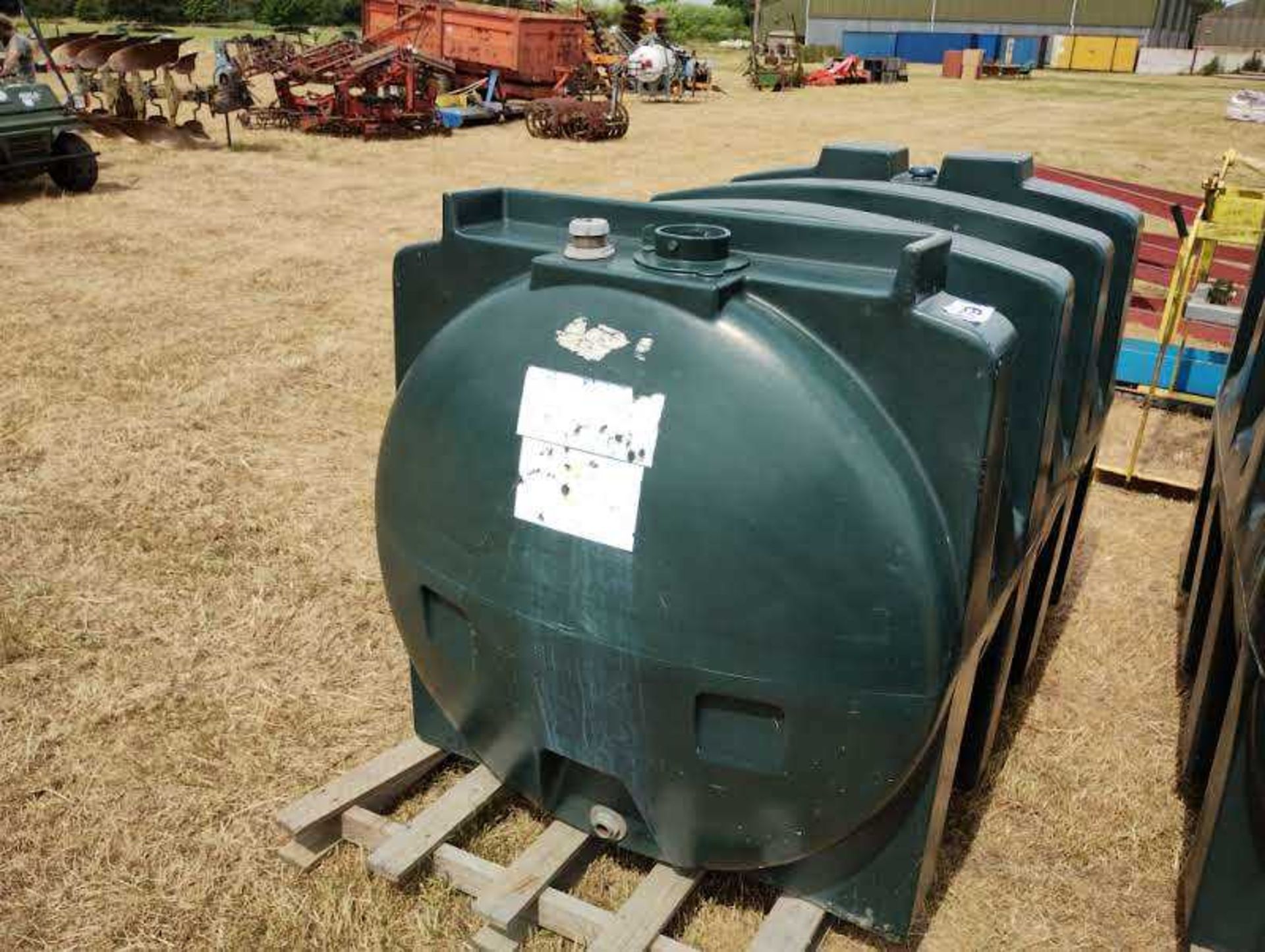 2500 Litre Used Tank. Ok Condition.