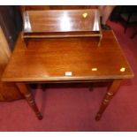 An Edwardian walnut side table, of plain form on ring turned supports, width 66.5cm, together with