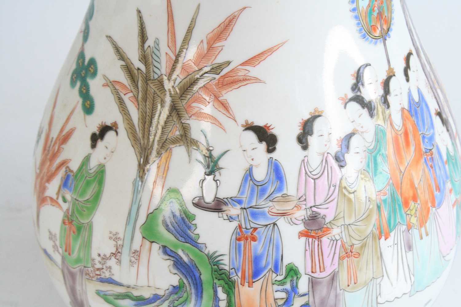 A Chinese famille verte porcelain vase, 19th century, of baluster form, enamel decorated with - Image 4 of 10