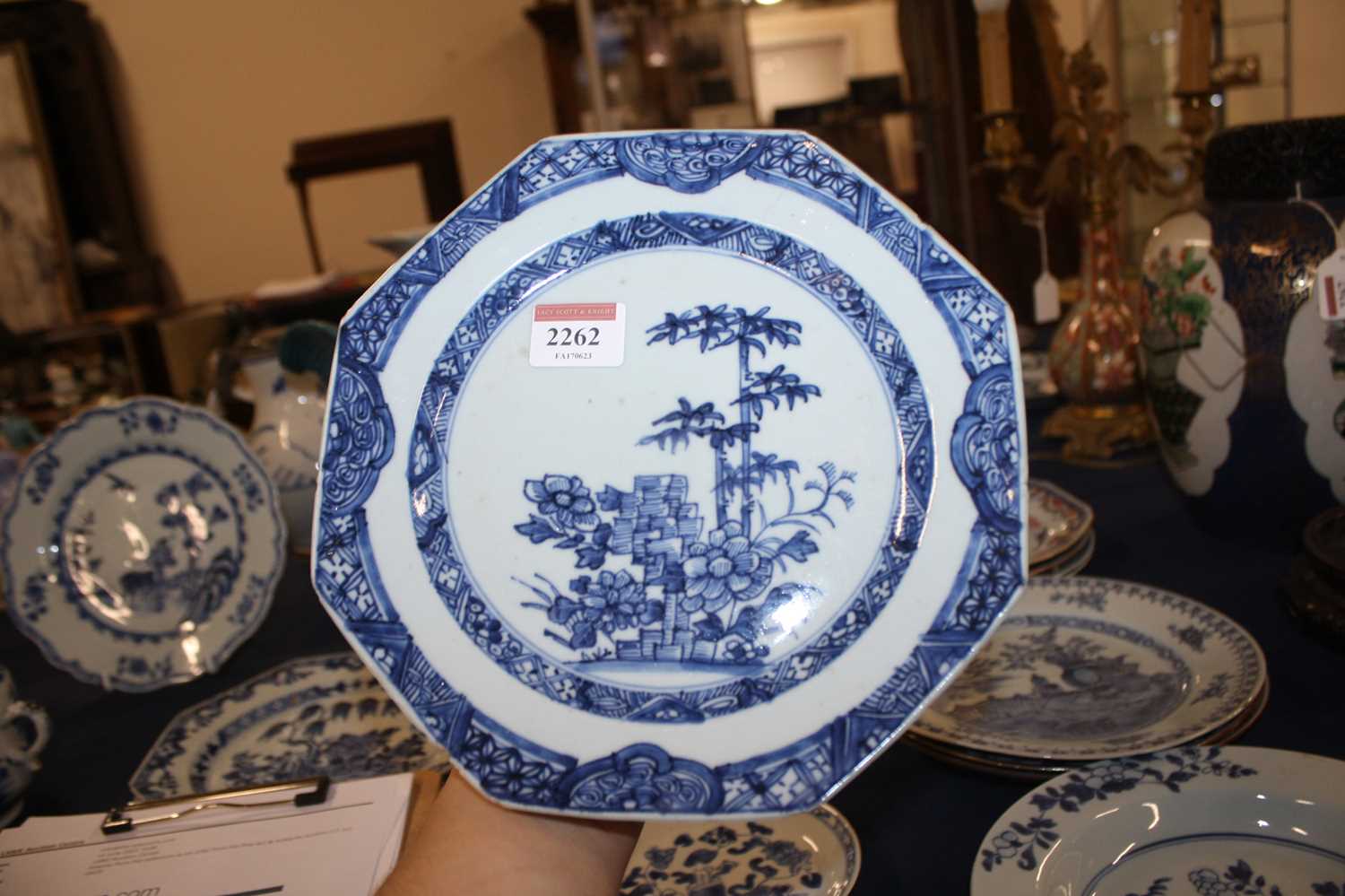 A collection of 18th century Chinese export porcelain plates and dishes, to include enamel decorated - Image 3 of 23