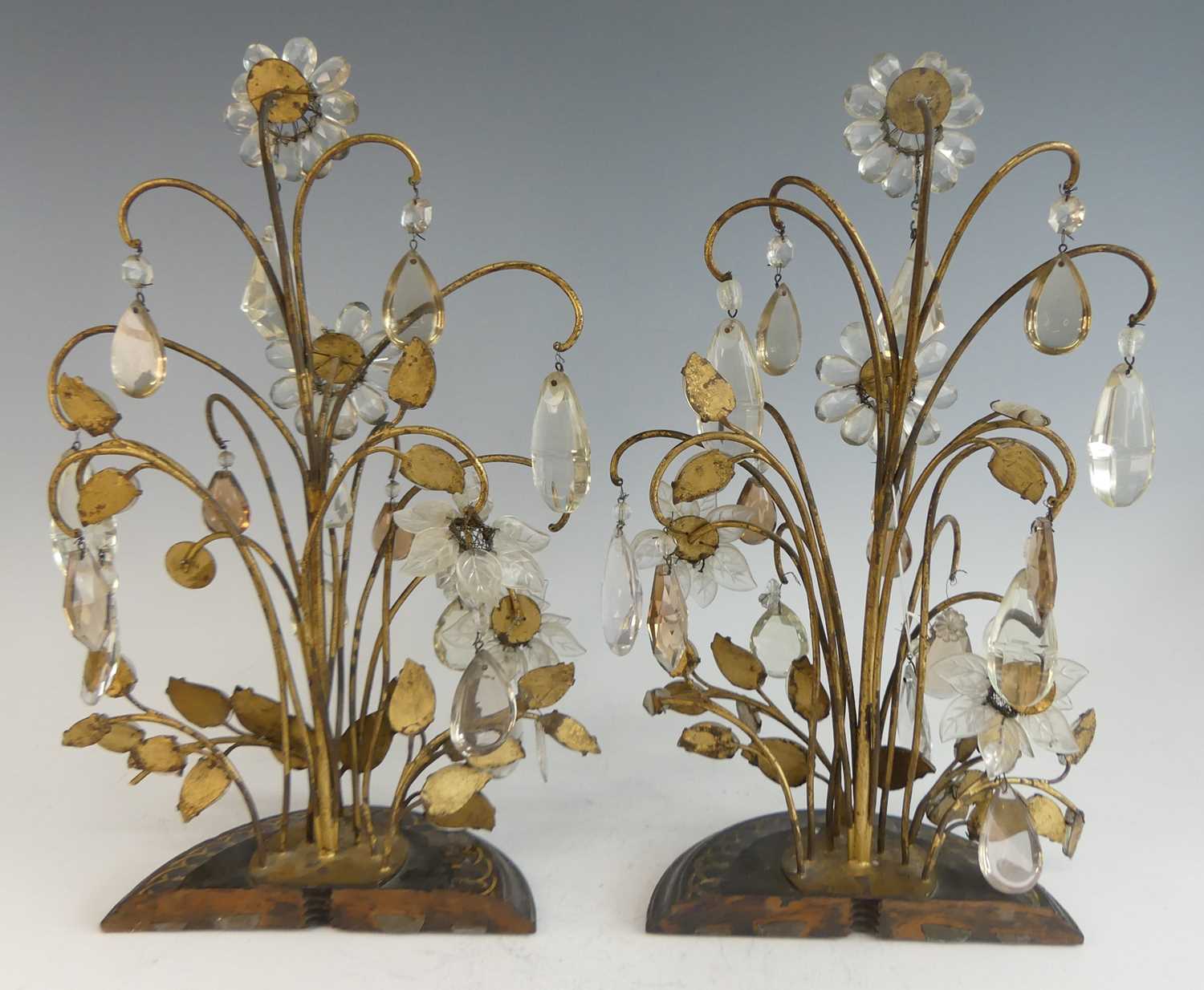 In the manner of Maison Baguès - a pair of early 20th century French gilt metal and moulded glass - Image 6 of 6