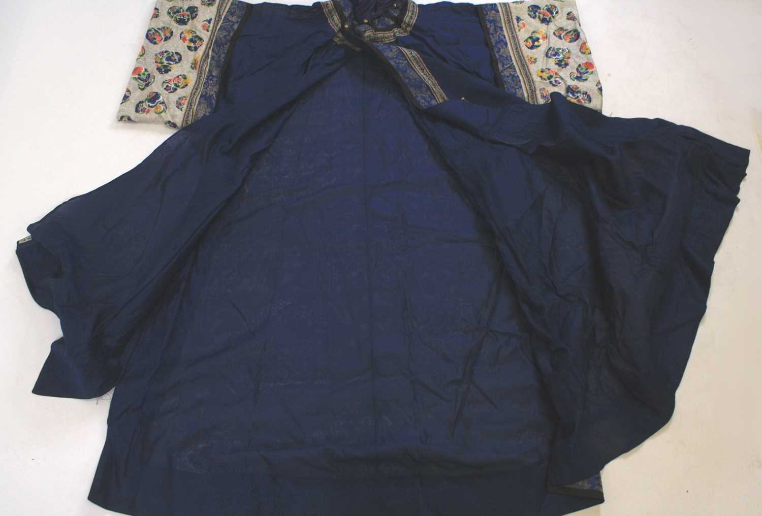A late 19th / early 20th century Chinese long summer gauze robe, in deep blue open weave patterned - Image 6 of 12