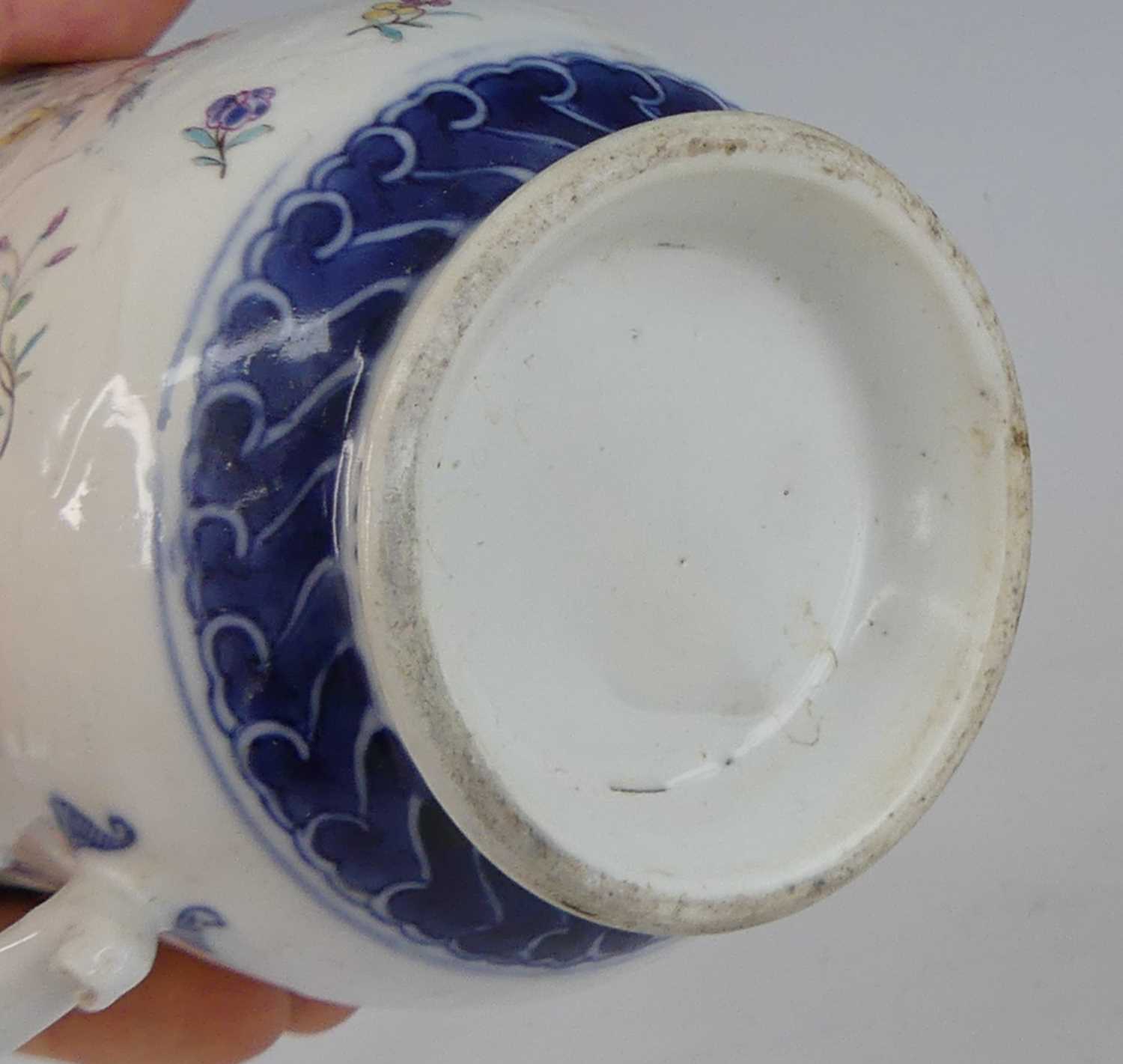 A collection of 18th century Chinese export porcelain, to include a blue and white teapot, of bullet - Image 15 of 24