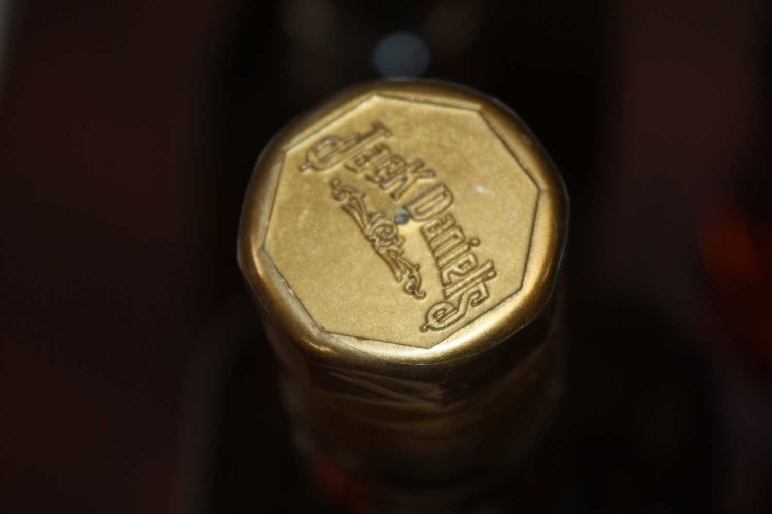 Jack Daniels 1905 Gold Medal Tennessee whisky, 100cl, 43%, one bottle; Jack Daniels bi-centennial - Image 6 of 10