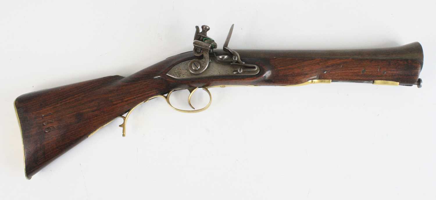 A George III style flintlock blunderbuss, the unmarked 25cm flared steel barrel with ram-rod