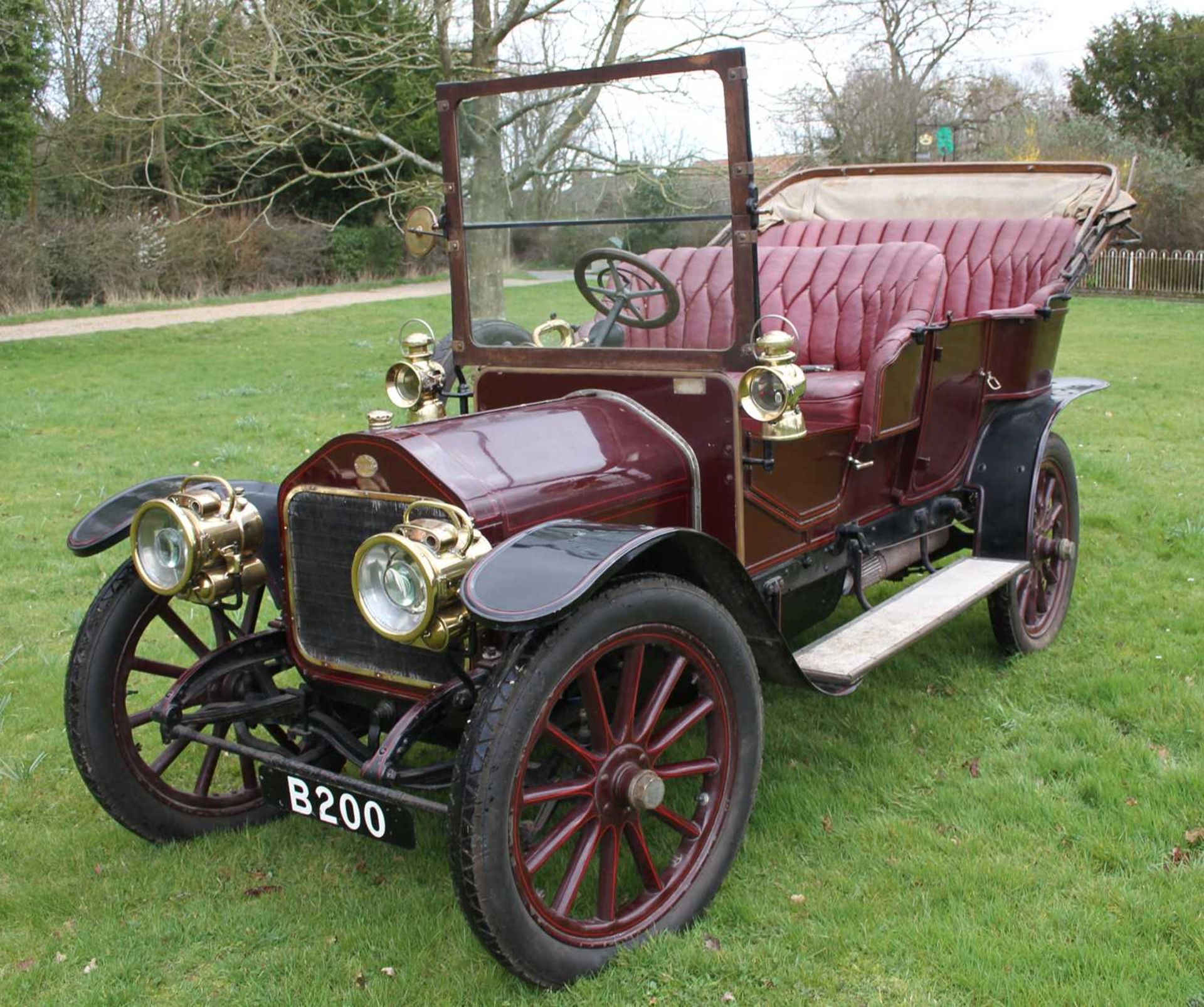 A 1906 Wolesley-Siddeley 15 HP 5 seat tourer Reg No. B200 Chassis No. 1738 Engine No. 18891 The - Image 15 of 20