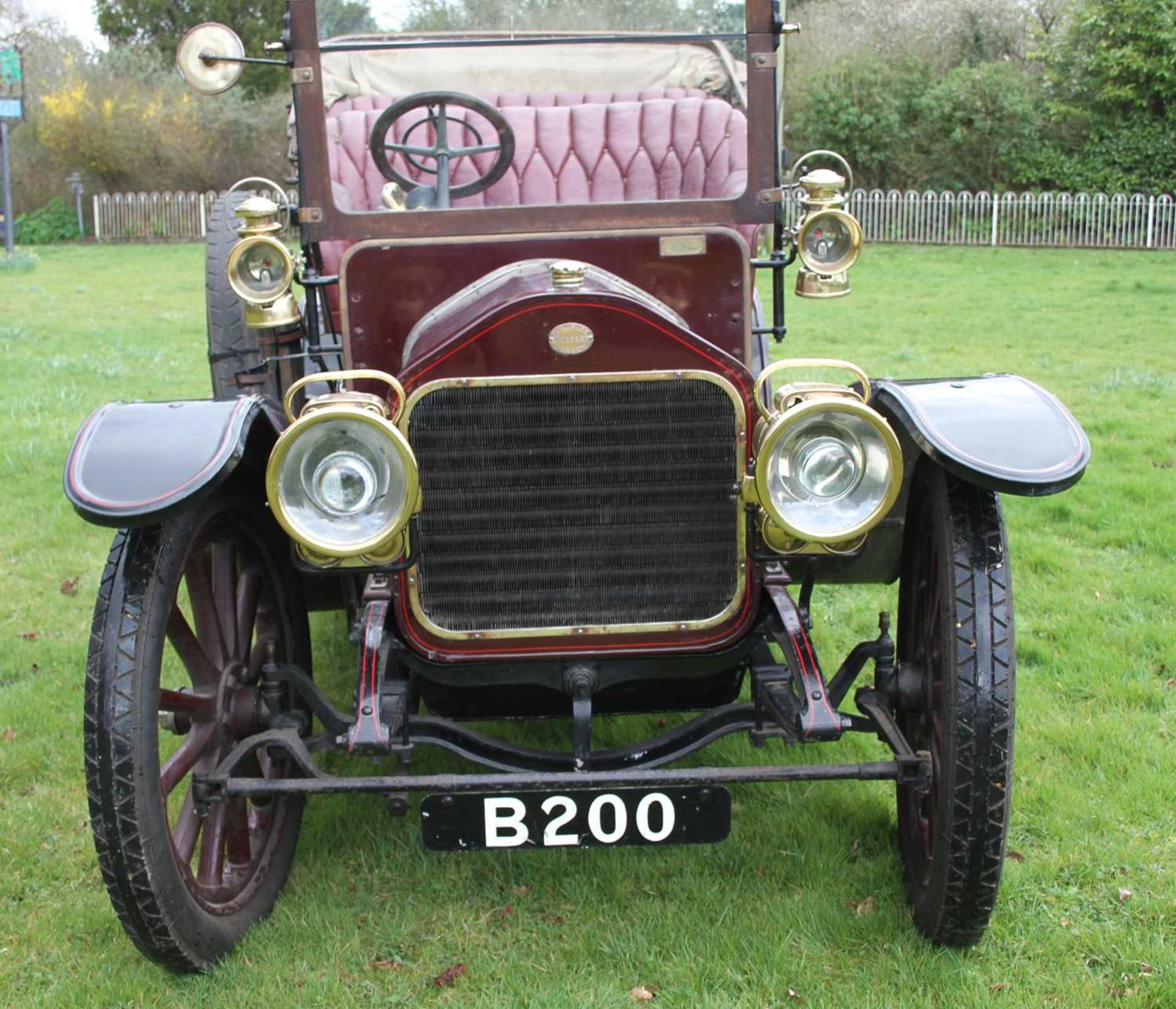 A 1906 Wolesley-Siddeley 15 HP 5 seat tourer Reg No. B200 Chassis No. 1738 Engine No. 18891 The - Image 5 of 20