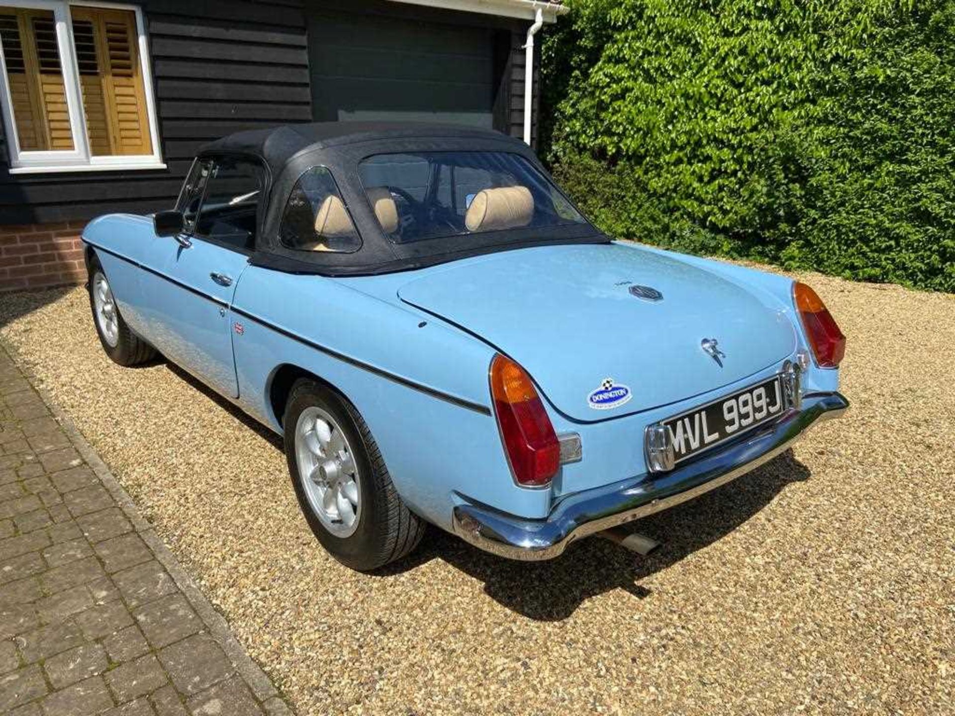 A 1971 MGB Roadster 1798cc Registration MVL 999J Chassis No. GHNS238488G Engine No. RS64827 Odometer - Image 9 of 20