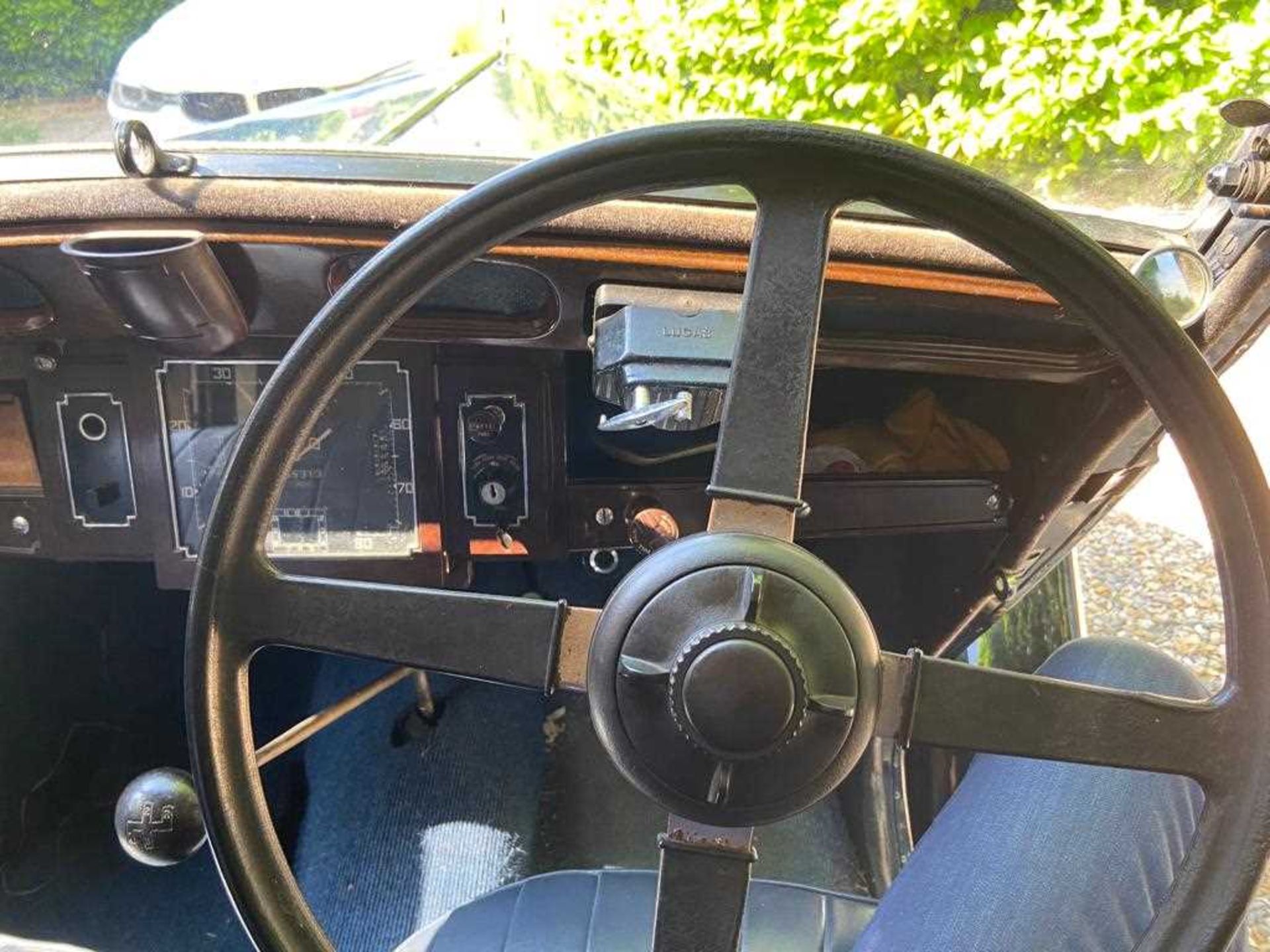 A 1936 Morris 10/4 saloon 1292cc Registration PV339 Odometer 555313 In blue and black Chassis No. - Image 9 of 13