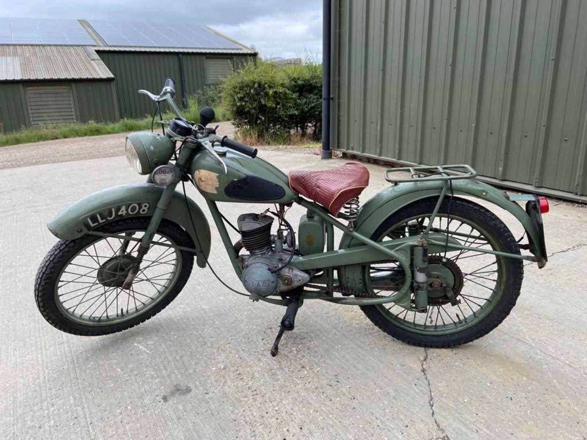 A 1951 BSA 125cc motorcycle Registration No. LLJ 408 in green Chassis No. YD1S-63093 Engine No.