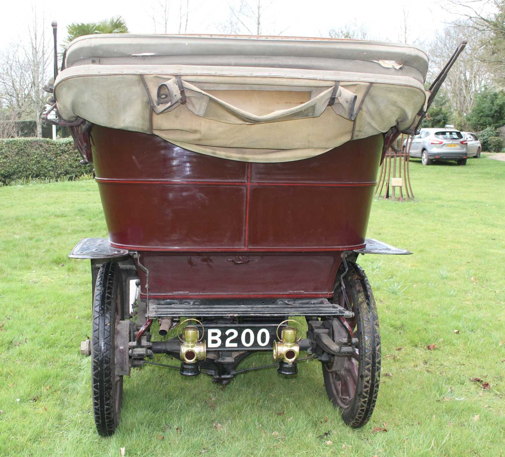 A 1906 Wolesley-Siddeley 15 HP 5 seat tourer Reg No. B200 Chassis No. 1738 Engine No. 18891 The - Image 4 of 20