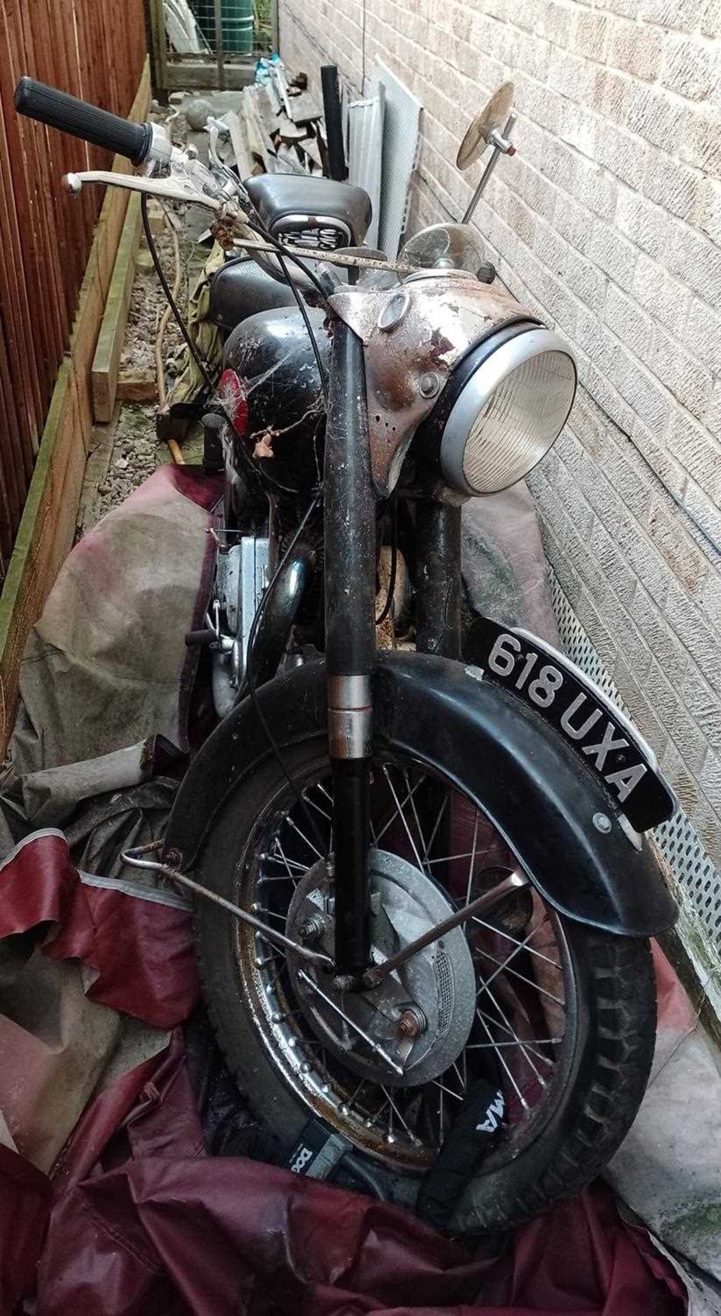 1954 BSA M33 Motorcycle 500cc Non-transferrable age commensurate number plate verified by Roy - Image 7 of 13