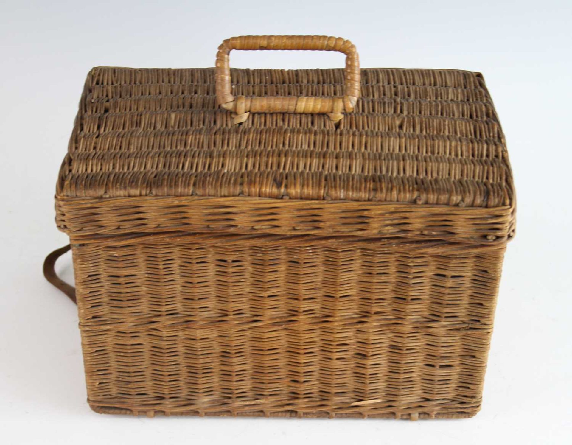 An early 20th century motorists wicker tea basket and contents, to include a spirit kettle, sandwich - Image 4 of 4