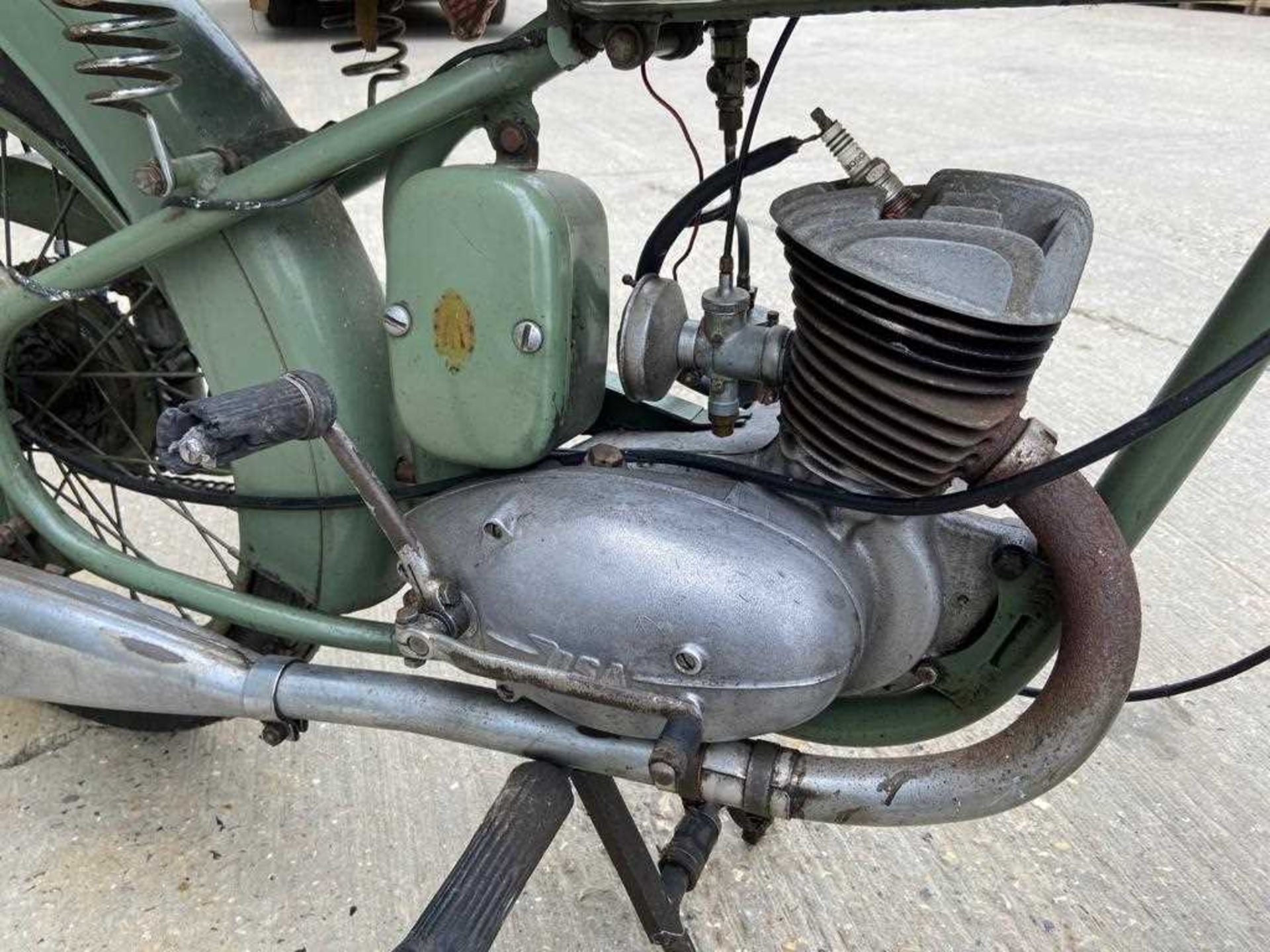 A 1951 BSA 125cc motorcycle Registration No. LLJ 408 in green Chassis No. YD1S-63093 Engine No. - Image 7 of 14