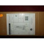 A boxed Daler-Rowney artists easel