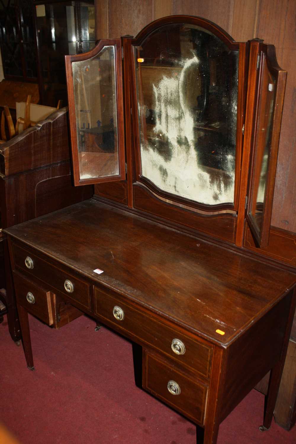 An Edwardian mahogany and satinwood inlaid two piece bedroom suite comprising single mirror door - Image 4 of 6