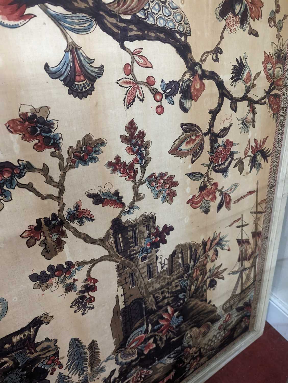 A large pair of probably Japanese early 20th century framed linen fabric panels, each painted with - Image 17 of 21
