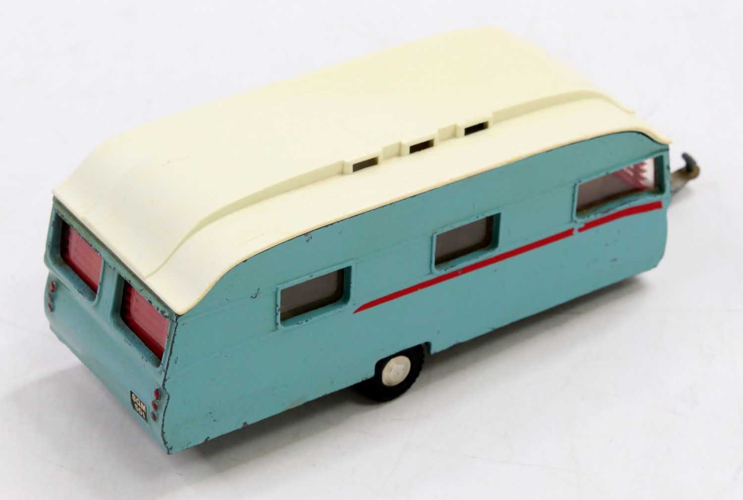 A Spot-On Models by Tri-Ang No. 265 18' Tourist Caravan comprising of light blue body with white - Image 2 of 2