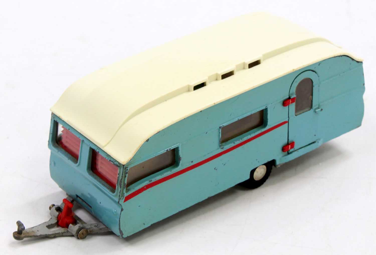 A Spot-On Models by Tri-Ang No. 265 18' Tourist Caravan comprising of light blue body with white