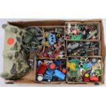 A tray containing a mixed collection of Farming and Military related diecasts and toy soldiers, with