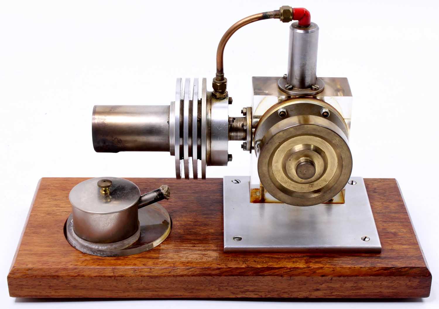 Engineers Scratcbuilt model of a single-cylinder hot air engine, comprising of large horizontal heat - Image 3 of 4
