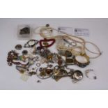 A collection of costume jewellery, to include tiger's eye pendant, simulated pearl four-strand