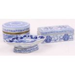 A Chinese blue and white porcelain box, of rectangular form, w.19.5cm; together with a Chinese