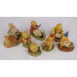 A collection of Royal Doulton classic Winnie the Pooh figures (7)