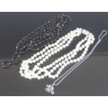 Costume jewellery to include faux pearl choker, beaded jet guard chain, and a silver dragon pendant