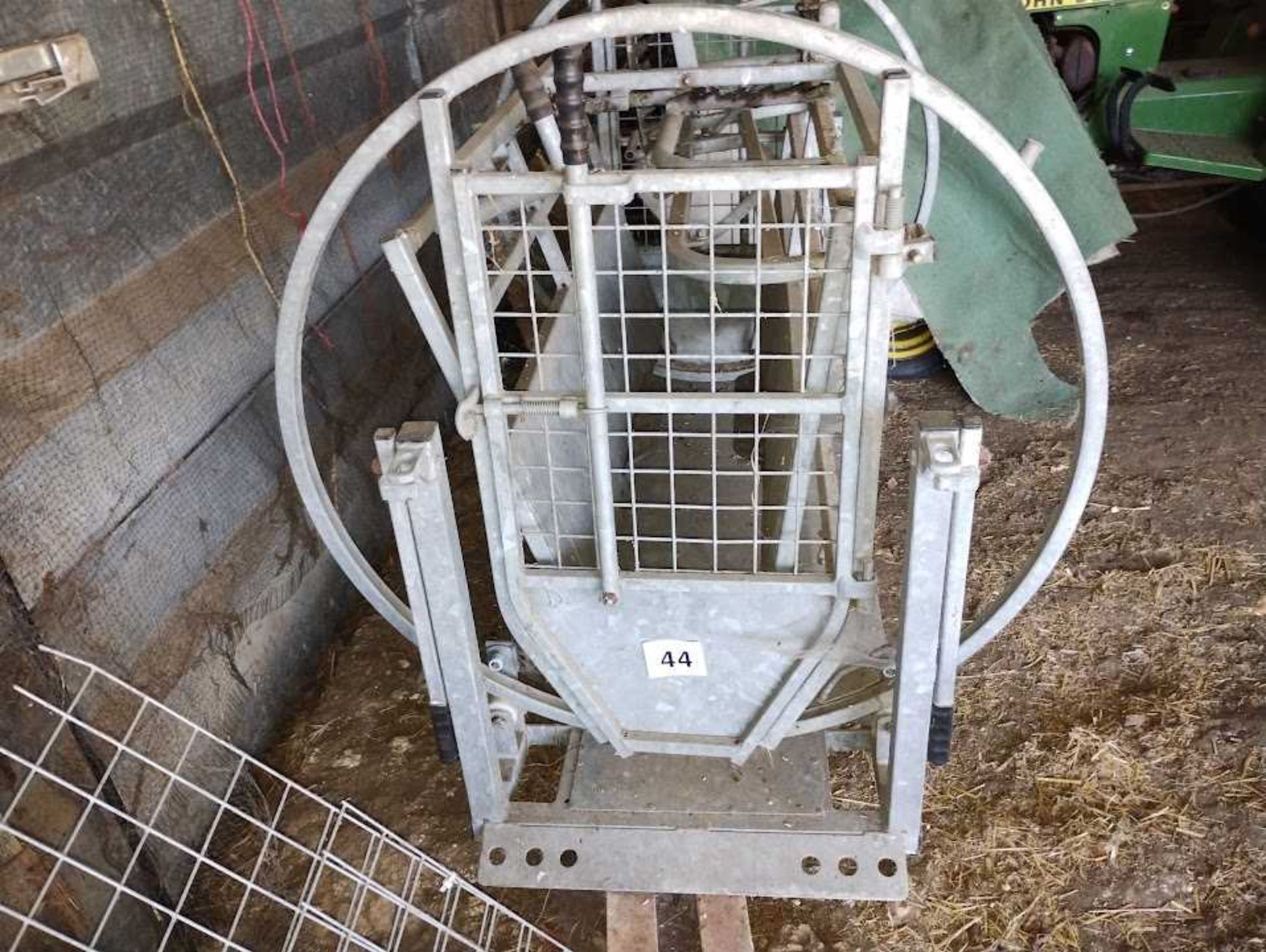 IAE Galvanised Sheep Rollover Crate (Located in Gislingham) - NO VAT - Image 3 of 4