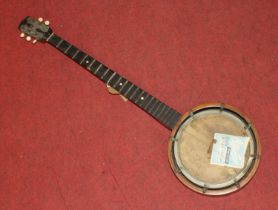 A vintage 5-string banjolele 90cm long