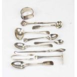 A small collection of miscellaneous silver and white metal items, to include teaspoons, mustard