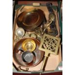 A collection of metalware, to include a pierced brass trivet, a Victorian copper mug, Victorian