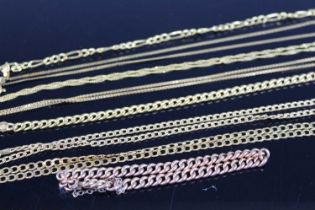 A collection of 9ct gold necklaces and bracelets, to include flat curblink, belcher link, and fine