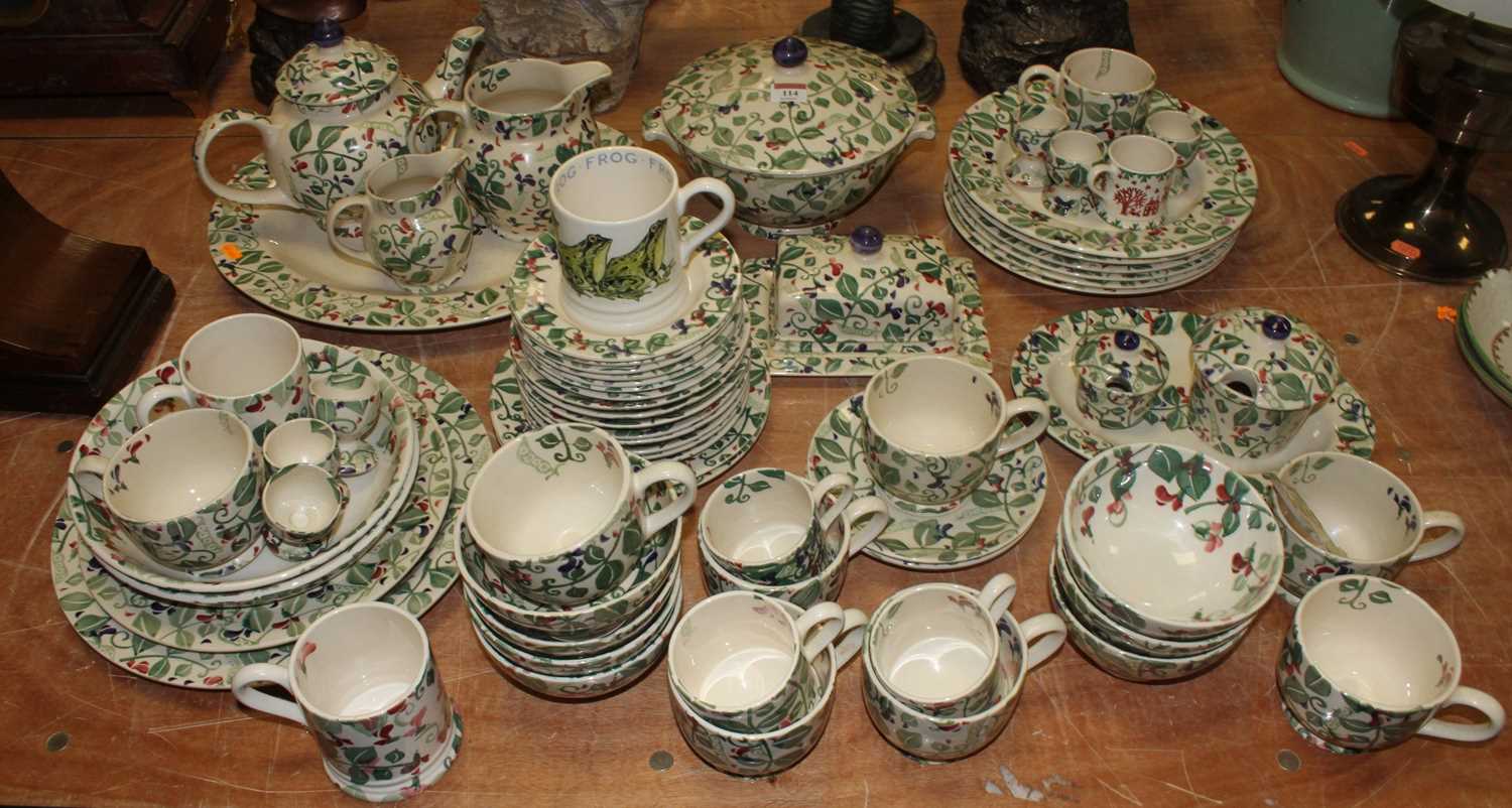 A large collection of Emma Bridgewater Sweetpea pattern tea, coffee and dinnerwares. UK mainland - Image 5 of 5