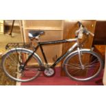 A Reflex Cotswold gents hybrid bicycle