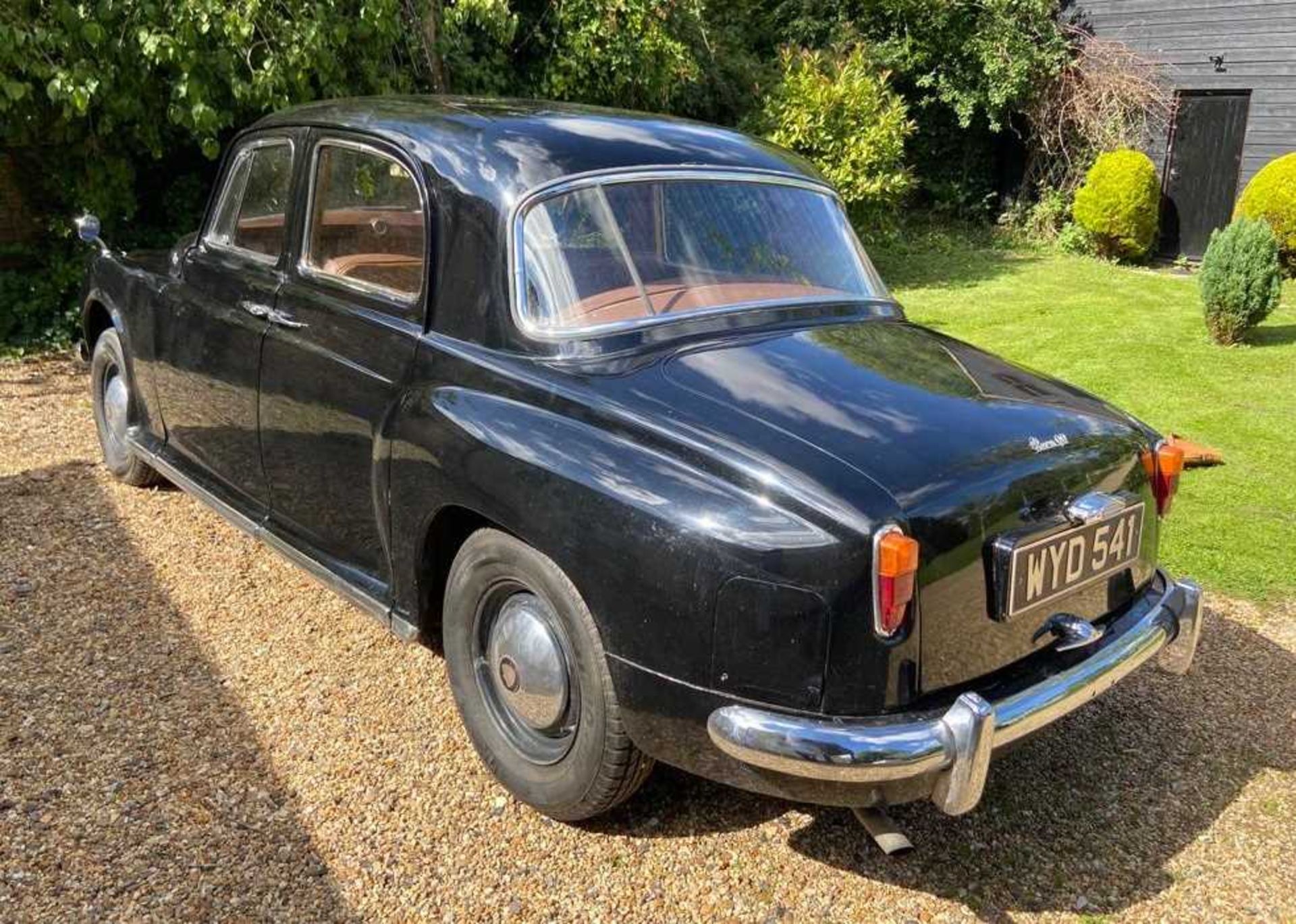 A 1956 Rover 90 four-door saloon in black. Registration No. WYD 541 Odometer 92914 2638cc Chassis - Bild 7 aus 19