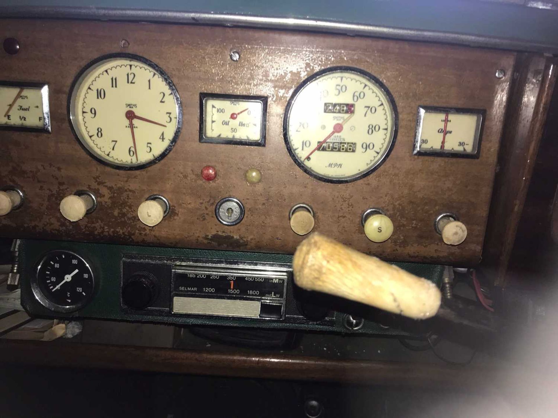 A 1951 Wolseley 6/80 Reg No. LXB939 Chassis No. 418/9218 Engine No. 9035 Cream with Green leather - Bild 13 aus 14