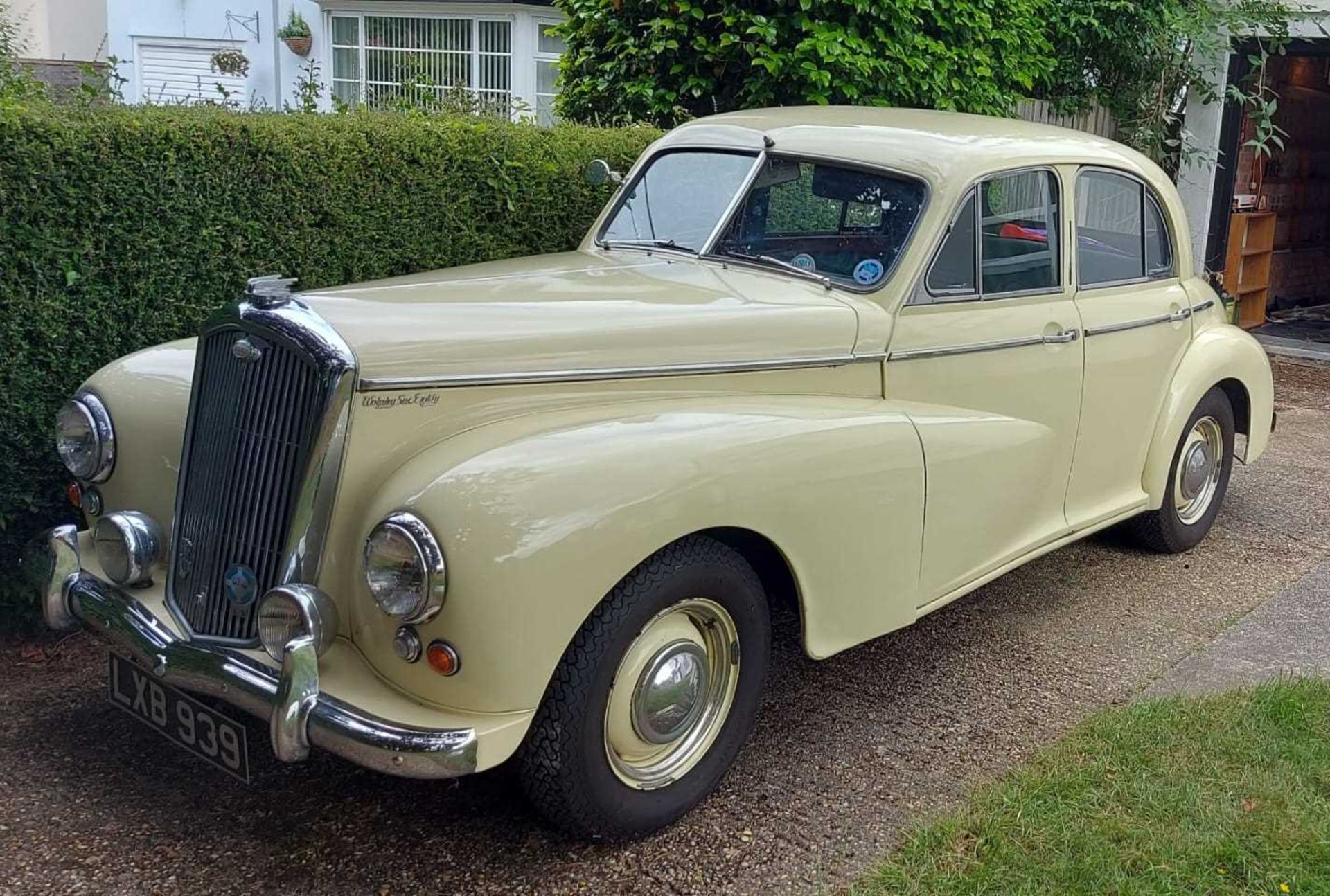 A 1951 Wolseley 6/80 Reg No. LXB939 Chassis No. 418/9218 Engine No. 9035 Cream with Green leather