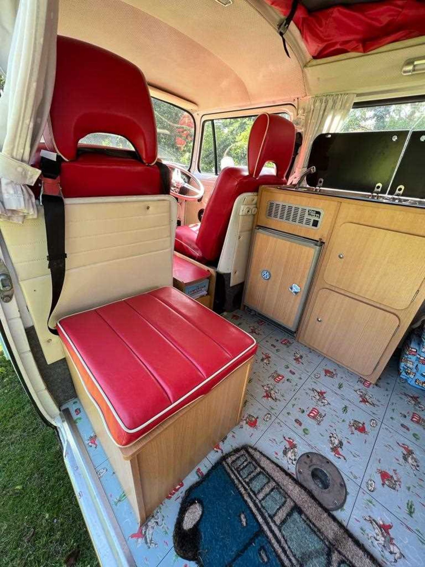 A 1972 VW Type 2 Westfalia Crossover camper van together with a 1971 Eriba Familia Caravan, both - Bild 36 aus 64
