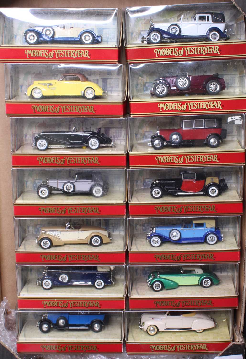 42 various boxed Matchbox Models of Yesteryear, all housed in original red ground window boxes to - Image 3 of 4