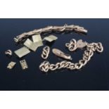 Assorted scrap 9ct gold, to include a pair of cufflinks, single charm, heart shaped padlock clasp,