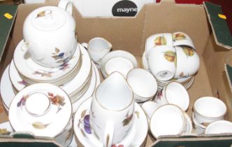 A collection of Royal Worcester tablewares in the Evesham pattern, to include dinner plates, side